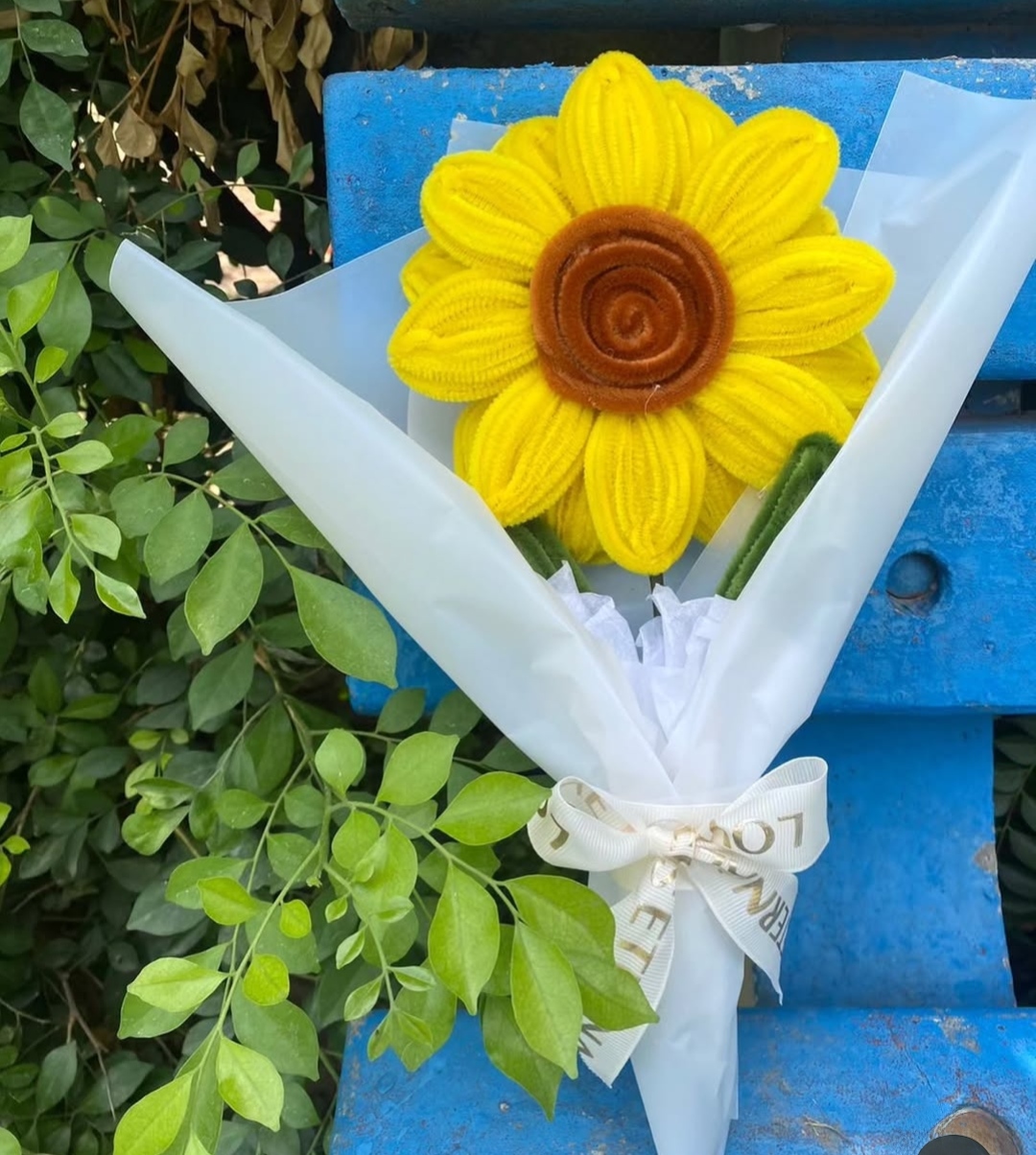 Small sunflower bouequet 